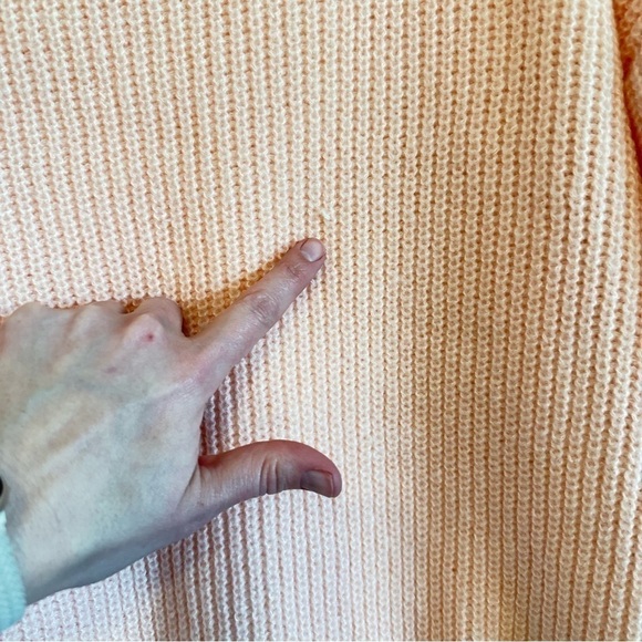 Peachy pink super thick warm turtleneck sweater, size XL - Picture 4 of 8